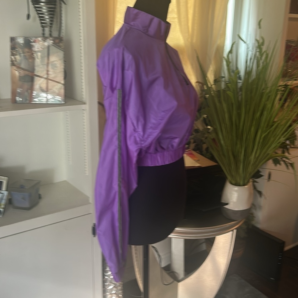 FASHION NOVA Reflector Crop wind breaker jacket - Picture 4 of 7